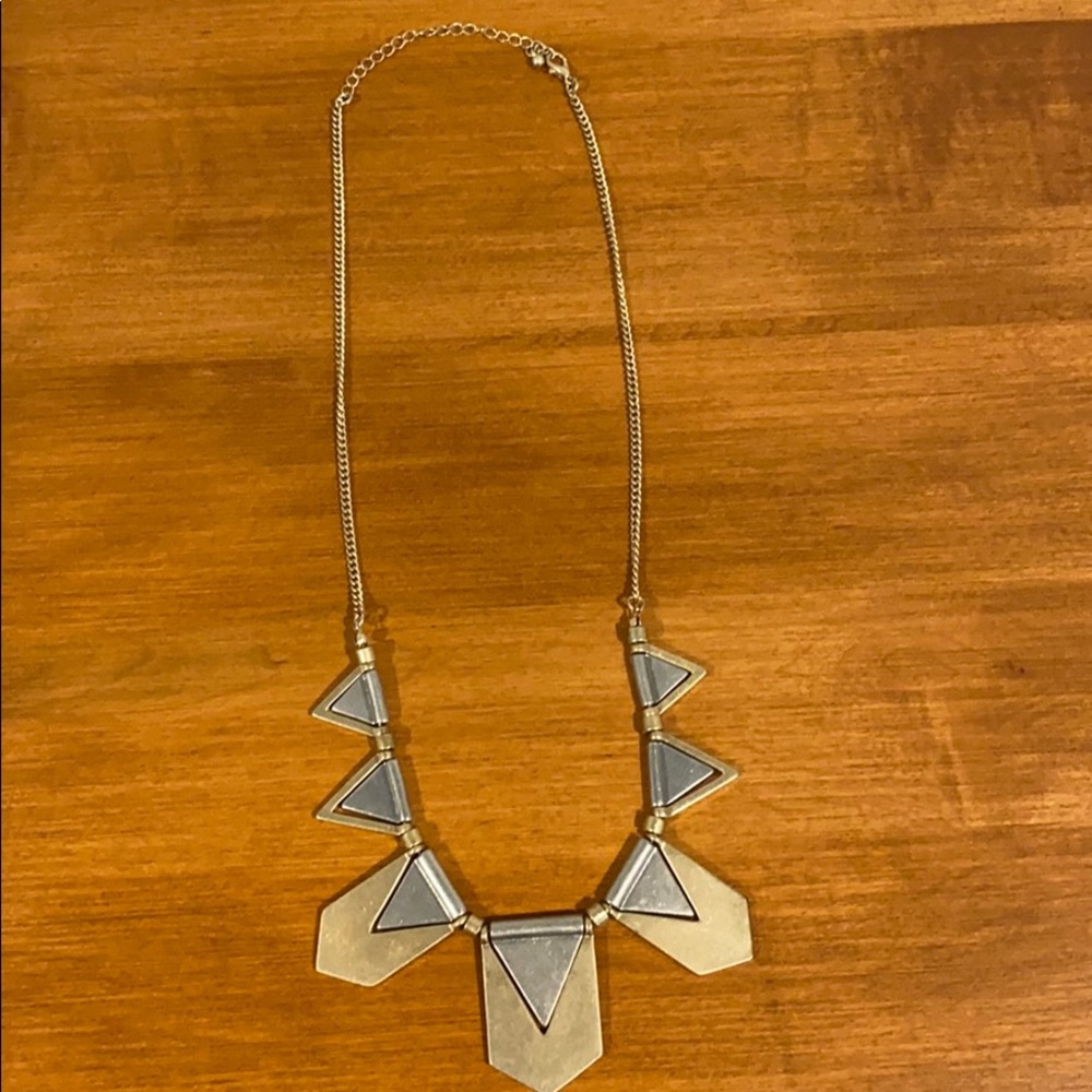 Statement necklace